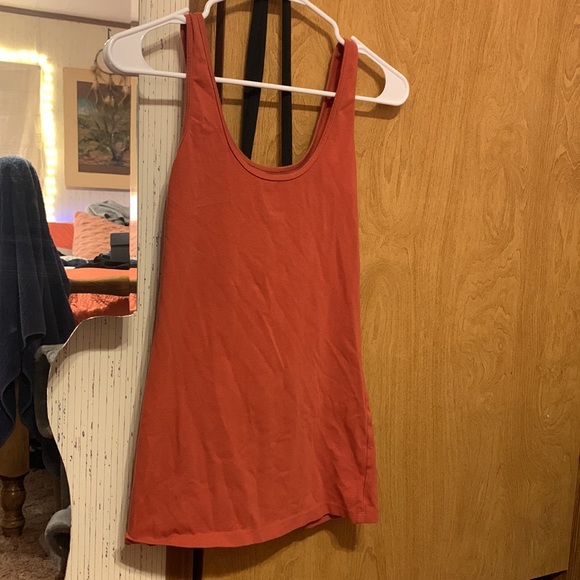 Burnt orange tank top - Picture 2 of 2
